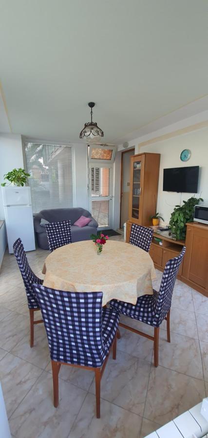 Apartments Miklus ปอร์โตรอซ ภายนอก รูปภาพ